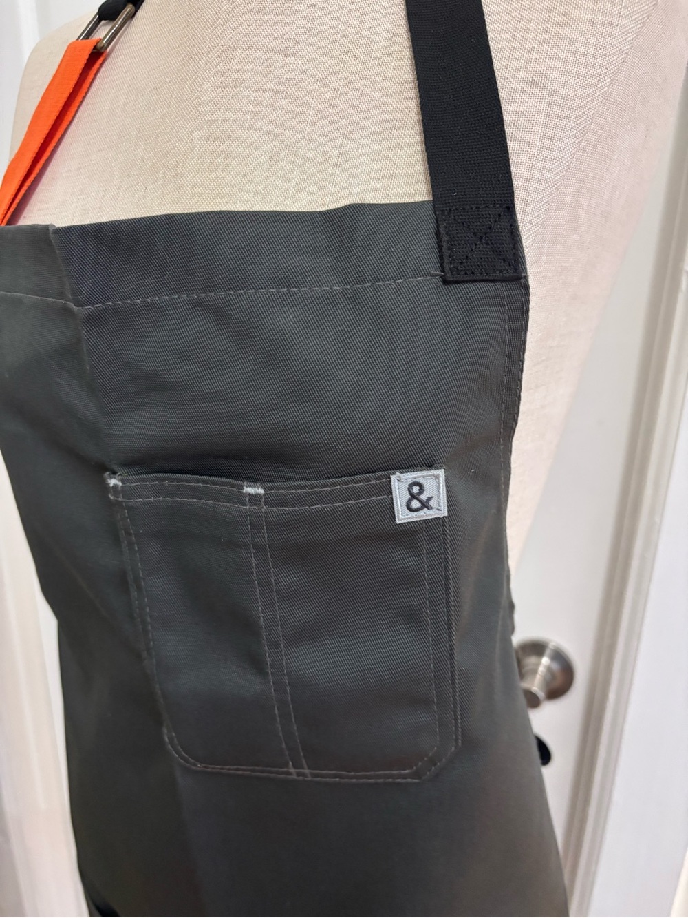 hedley & bennett Black Apron with Orange Accent Patch NWOT - Picture 3 of 6